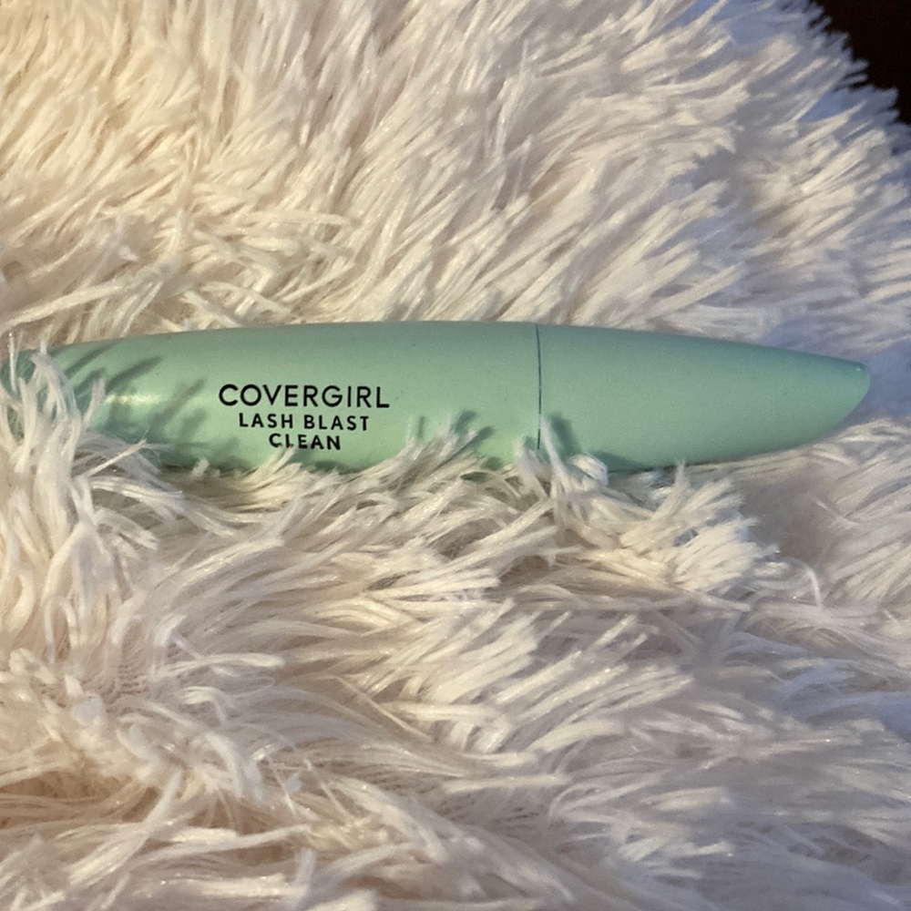 Covergirl Lash Blast Clean mascara